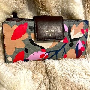 Fossil Wallet Floral Pattern